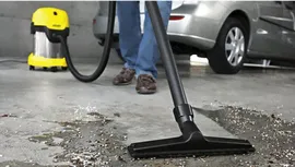 Пылесос Керхер (Karcher) WD 3 Premium EU с металлическим баком и функцией выдува